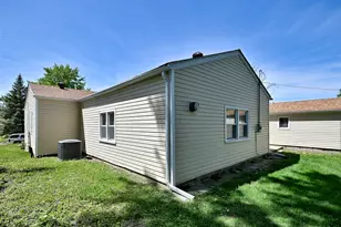 108 Cedar Cir, Streamwood, IL 60107 - Photo 27
