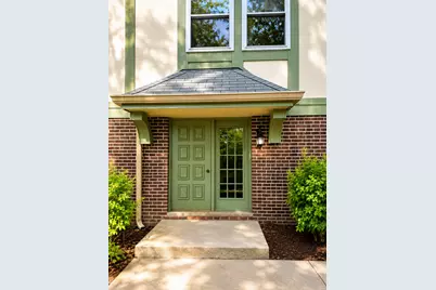156 W Golf Road #E, Libertyville, IL 60048 - Photo 1