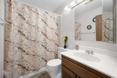 156 W Golf Road #E, Libertyville, IL 60048 - Photo 15