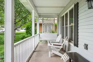305 Stetzer St, Elburn, IL 60119 - Photo 5