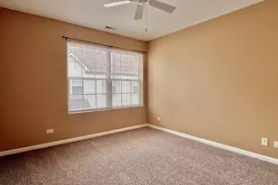 2905 Stonewater Dr, Naperville, IL 60564 - Photo 17