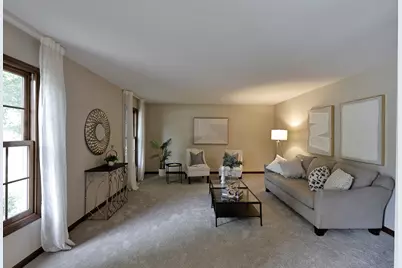2418 Flambeau Drive, Naperville, IL 60564 - Photo 5