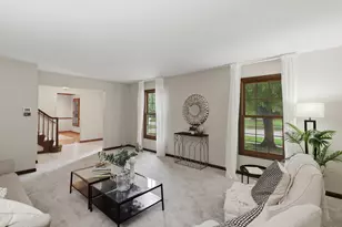 2418 Flambeau Dr, Naperville, IL 60564 - Photo 3