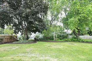 2418 Flambeau Dr, Naperville, IL 60564 - Photo 35