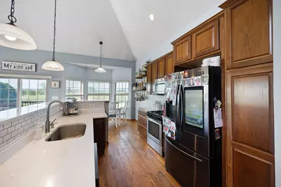 370 Sunset Boulevard, Beecher, IL 60401 - Photo 7