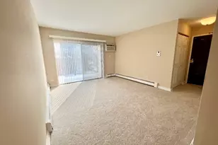 1461 N Winslowe Dr, Palatine, IL 60074 - Photo 3