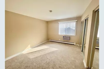 1461 N Winslowe Drive #304, Palatine, IL 60074 - Photo 5