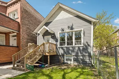 126 N Leamington Avenue, Chicago, IL 60644 - Photo 1