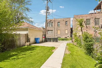 126 N Leamington Avenue, Chicago, IL 60644 - Photo 37