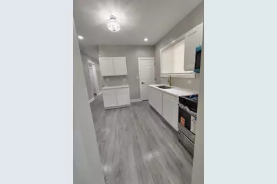 10453 S Indiana Avenue, Chicago, IL 60628 - Photo 7
