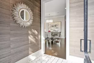 1634 W Surf St, Chicago, IL 60657 - Photo 3
