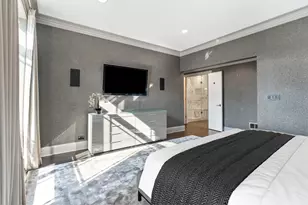 1634 W Surf St, Chicago, IL 60657 - Photo 33