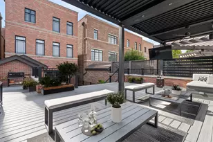 1634 W Surf St, Chicago, IL 60657 - Photo 29