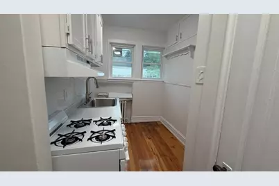 1155 Saint Johns Avenue #B, Highland Park, IL 60035 - Photo 5