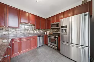 233 E 13th St, Chicago, IL 60605 - Photo 13