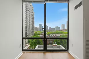 233 E 13th St, Chicago, IL 60605 - Photo 25