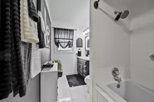 724 Lexington Dr, Chicago Heights, IL 60411 - Photo 15