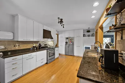 724 Lexington Drive, Chicago Heights, IL 60411 - Photo 3