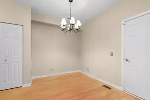 3270 Ronan Dr, Lake in the Hills, IL 60156 - Photo 11