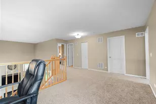 3270 Ronan Dr, Lake in the Hills, IL 60156 - Photo 17