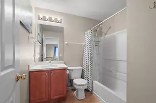 3270 Ronan Dr, Lake in the Hills, IL 60156 - Photo 21