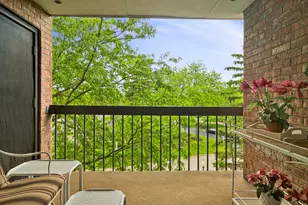 205 N Rivershire Ln, Lincolnshire, IL 60069 - Photo 21