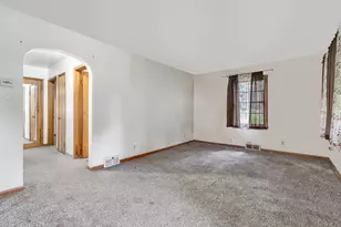 906 Georgia St, Joliet, IL 60435 - Photo 7
