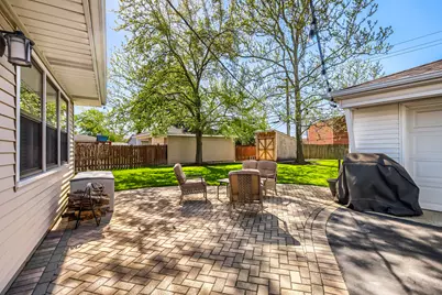 113 E Central Avenue, Lombard, IL 60148 - Photo 25