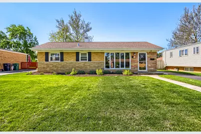 113 E Central Avenue, Lombard, IL 60148 - Photo 1