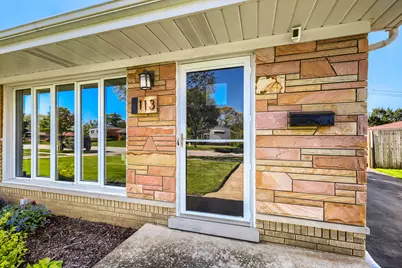 113 E Central Avenue, Lombard, IL 60148 - Photo 3