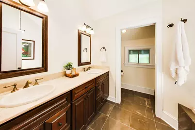 172 Barrypoint Road, Riverside, IL 60546 - Photo 29