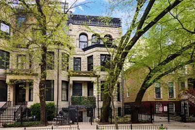 21 E Division Street #GDNN, Chicago, IL 60610 - Photo 1