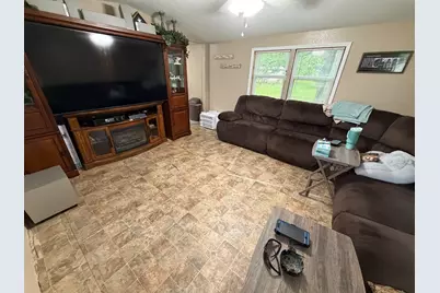 517 Fremont Street, Kinmundy, IL 62854 - Photo 11