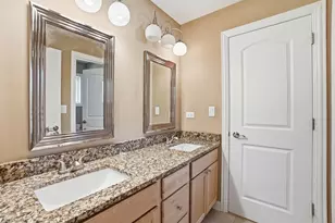 10S372 Tim Ct, Willowbrook, IL 60527 - Photo 27