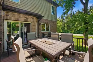 10S372 Tim Ct, Willowbrook, IL 60527 - Photo 35