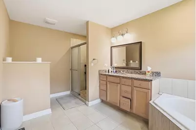 10S372 Tim Court, Willowbrook, IL 60527 - Photo 23