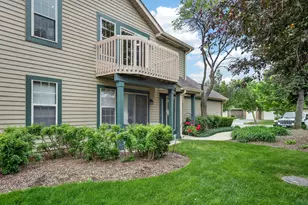 943 Ridgefield Ln, Wheeling, IL 60090 - Photo 25
