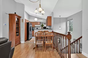 943 Ridgefield Ln, Wheeling, IL 60090 - Photo 9