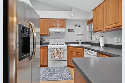 943 Ridgefield Lane #4, Wheeling, IL 60090 - Photo 11