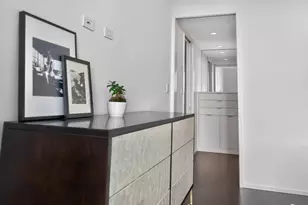 1530 N Dearborn Pkwy, Chicago, IL 60610 - Photo 27