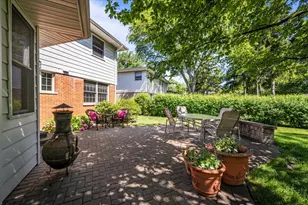 1109 Terrace Ln, Glenview, IL 60025 - Photo 19