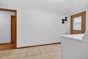 11006 Oxford Ave, Chicago Ridge, IL 60415 - Photo 11