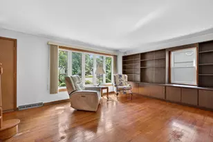 11006 Oxford Ave, Chicago Ridge, IL 60415 - Photo 3