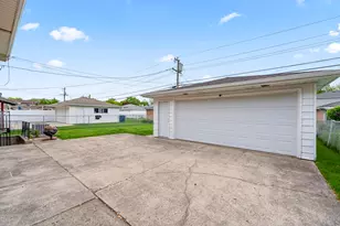 8737 S 50th Ave, Oak Lawn, IL 60453 - Photo 21