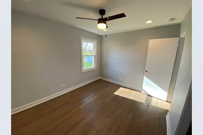 16 N Kenilworth Avenue, Mount Prospect, IL 60056 - Photo 19
