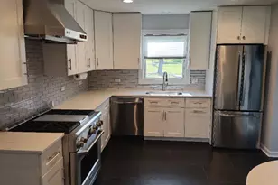16 N Kenilworth Ave, Mount Prospect, IL 60056 - Photo 11