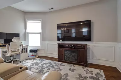 2255 N Avers Avenue, Chicago, IL 60647 - Photo 11