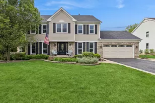 721 Ambria Dr, Mundelein, IL 60060 - Photo 1