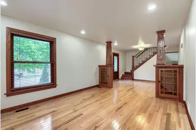 10401 S Trumbull Avenue, Chicago, IL 60655 - Photo 3