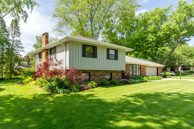 1505 Lakewood Drive, Mendota, IL 61342 - Photo 3